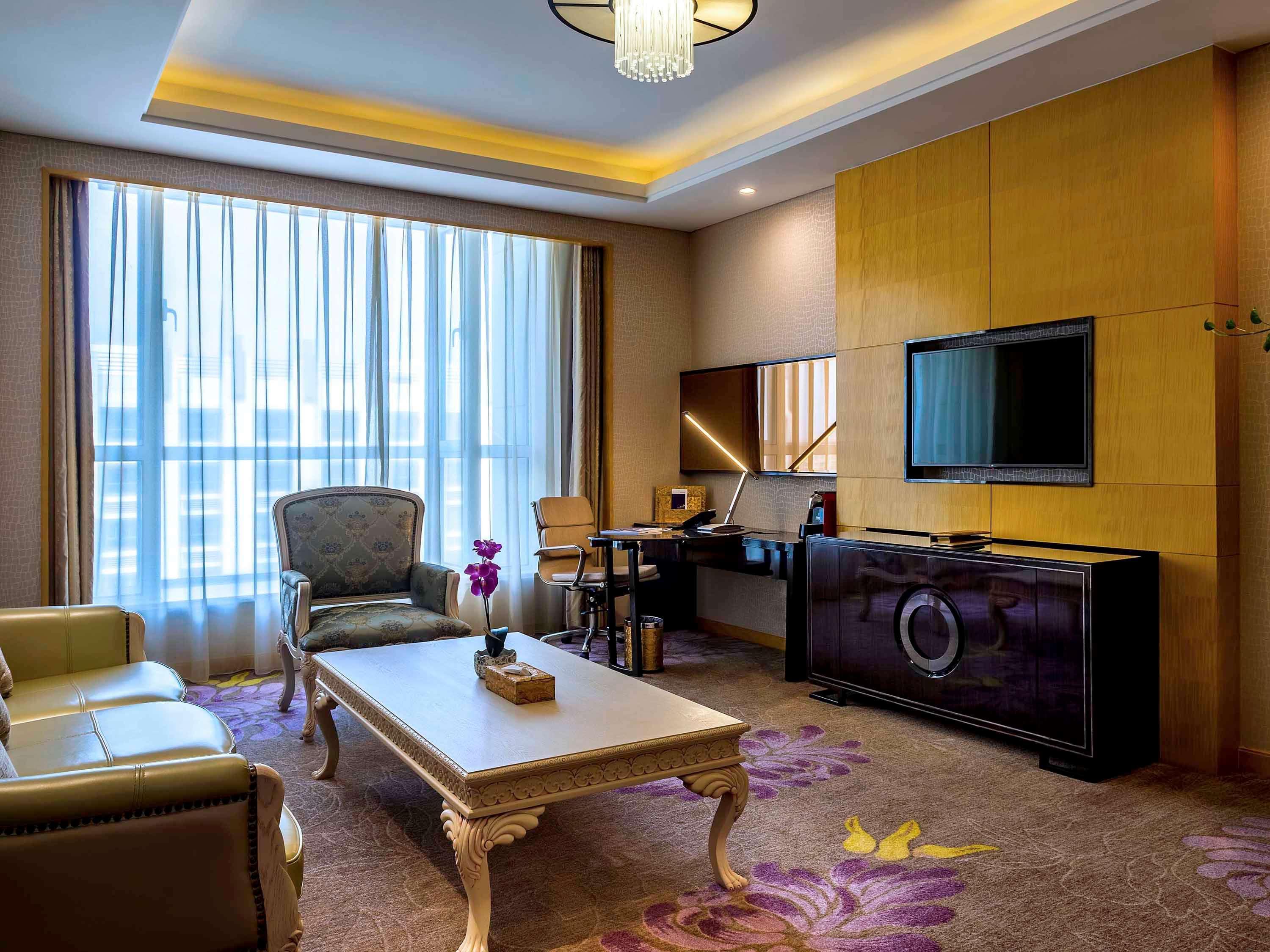 Hotel Pullman Qingdao Ziyue Exterior foto